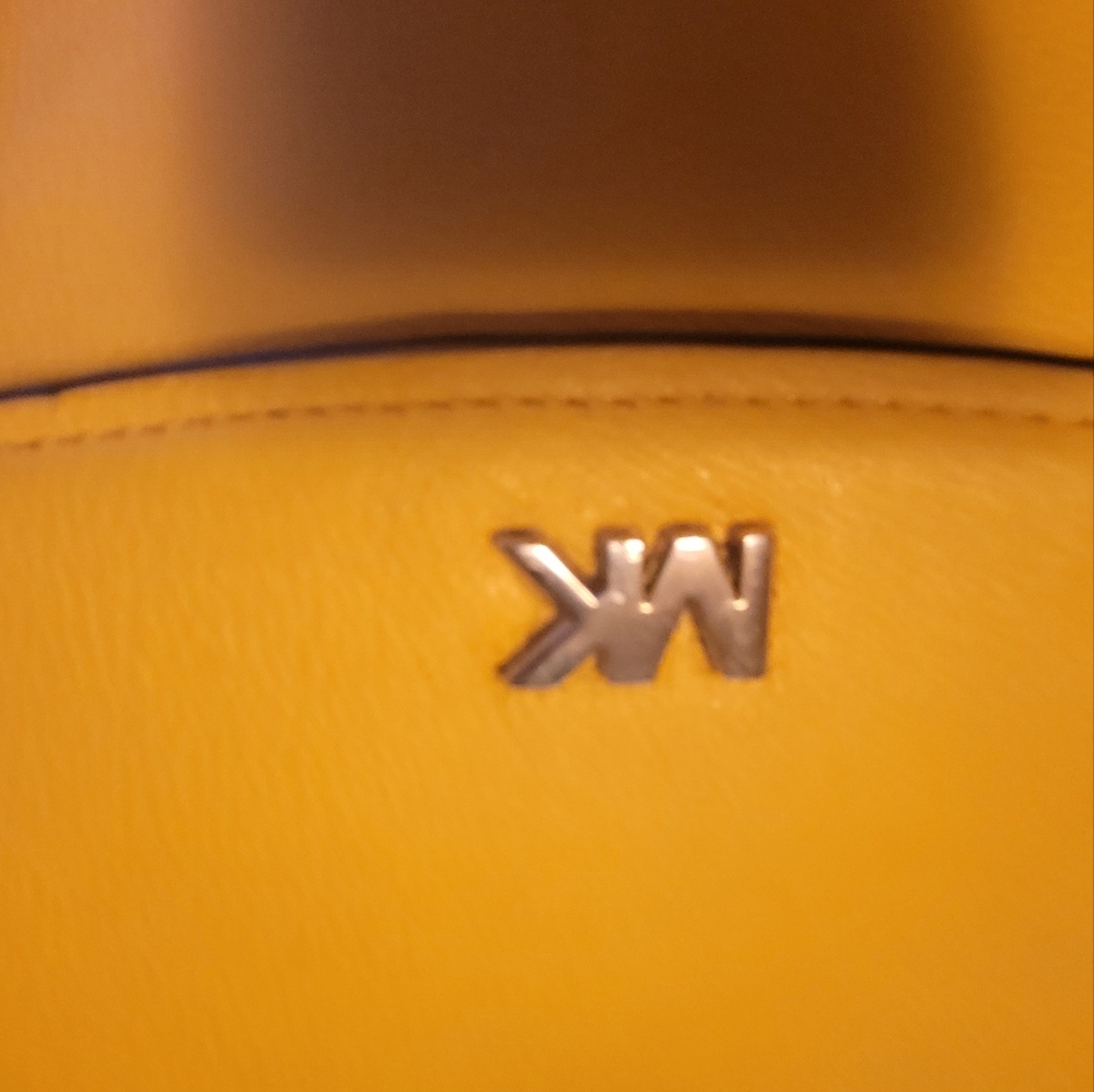 Michael Kors Yellow Leather Shoulder Bag - Picture 2 of 10
